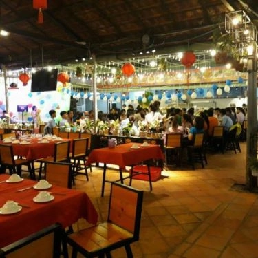 Không gian- Ngọc Lâm Viên - Quán Ăn Gia Đình