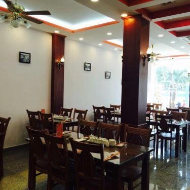 Không gian- Quán Ăn Phở 10 - Hồng Hà