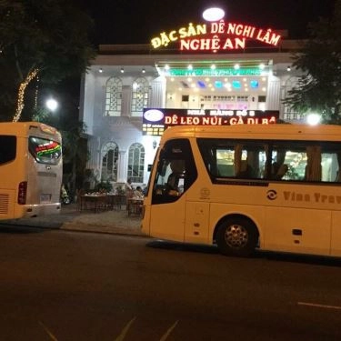 Tổng hợp- Nhà Hàng Số 5 - Dê Leo Núi & Gà Đi Bộ
