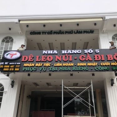 Tổng hợp- Nhà Hàng Số 5 - Dê Leo Núi & Gà Đi Bộ