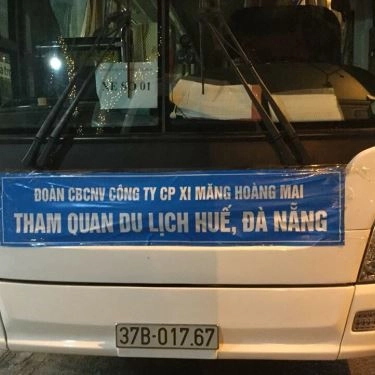 Tổng hợp- Nhà Hàng Số 5 - Dê Leo Núi & Gà Đi Bộ