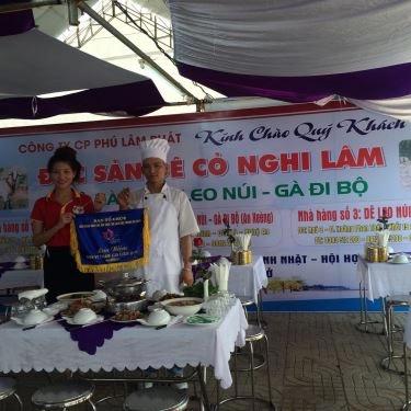 Tổng hợp- Nhà Hàng Số 5 - Dê Leo Núi & Gà Đi Bộ