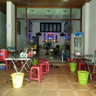 Không gian- Quán Ăn Vân Thịnh - Cơm & Mì Gà