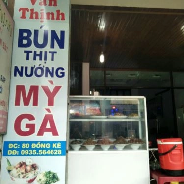 Không gian- Quán Ăn Vân Thịnh - Cơm & Mì Gà