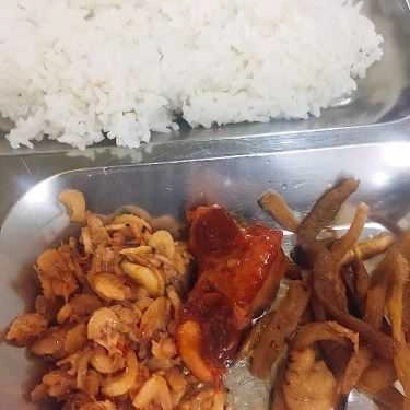 Món ăn- Nhị Hường - Phở & Cơm Bình Dân