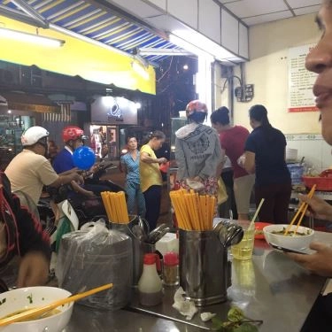 Tổng hợp- Quán Ăn O Sửu - Bún Bò & Chả Cua - Trần Quốc Toản