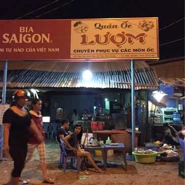 Không gian- Quán Ăn Ốc Lượm - Mạc Cửu