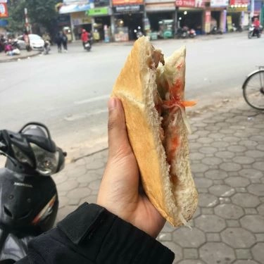 Tổng hợp- Quán Ăn Ông Già Bách Khoa - Bánh Mì & Bánh Bao
