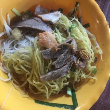 Món ăn- Quán Ăn Ông Sồi - Sủi Cảo & Hủ Tiếu Mì
