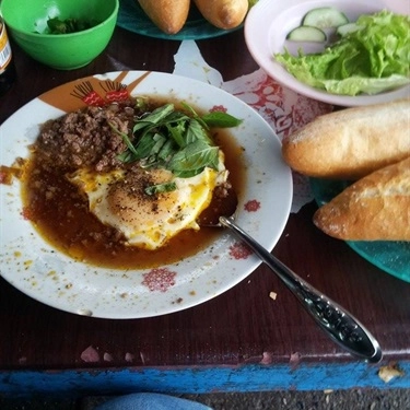 Món ăn- Quán Ăn Ốp La & Bò Kho - Nguyễn Công Trứ
