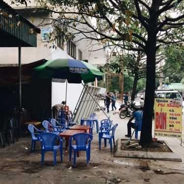 Không gian- Phi Nhung - Bún Hải Sản