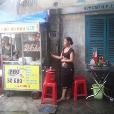 Không gian- Quán Ăn Phở & Bò Kho - Cách Mạng Tháng 8