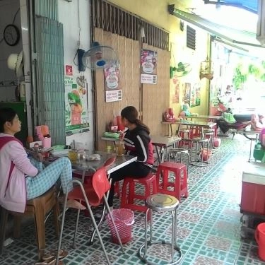 Không gian- Quán Ăn Phở A. Hải