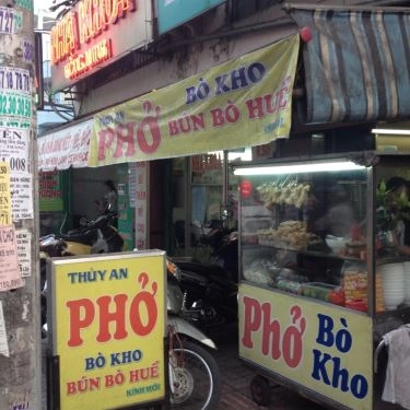 Không gian- Quán Ăn Thùy An - Phở & Bò Kho
