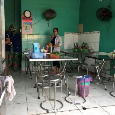 Không gian- Quán Ăn Vinh Ký - Phở & Bò Kho