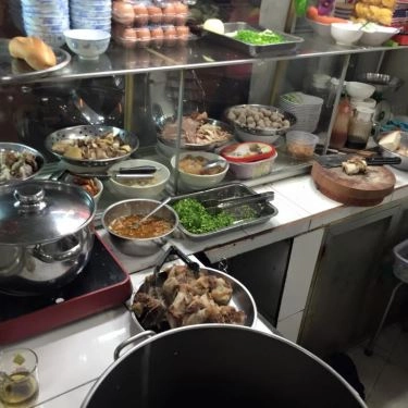 Tổng hợp- Quán Ăn Quyên - Hủ Tiếu Bò Viên Sa Đéc