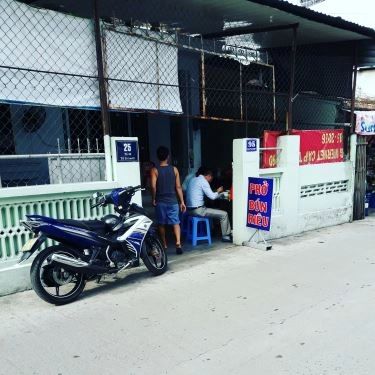 Không gian- Quán Ăn Phở & Bún Riêu Bình Dân