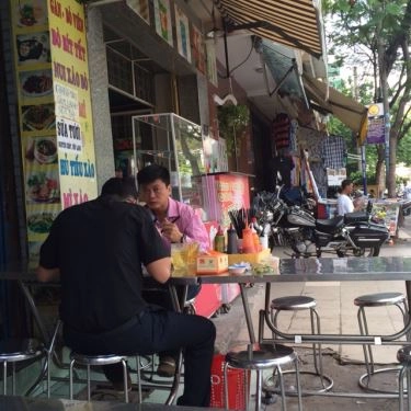 Không gian- Quán Ăn Phở Chí Phèo 1 - Đồng Đen