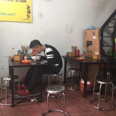 Không gian- Quán Ăn Phở Cồ Gia Truyền - Ngọc Lâm