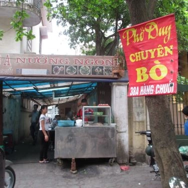 Không gian- Quán Ăn Phở Duy - Hàng Chuối
