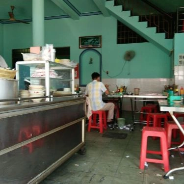 Không gian- Quán Ăn Phở Gân Bò