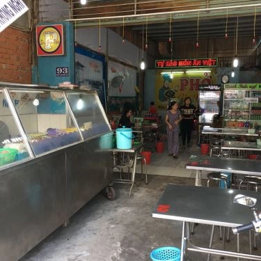 Không gian- Quán Ăn Phở Gia Định