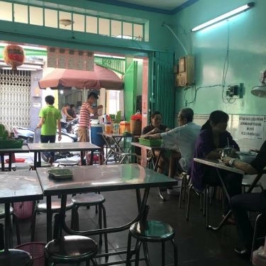 Không gian- Quán Ăn Phở Hùng Lạc Phương - Võ Văn Tần