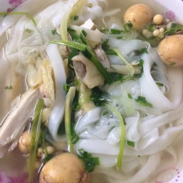 Món ăn- Quán Ăn Phở Huyền - Phở Gà Ta & Chuyên Gà Chặt