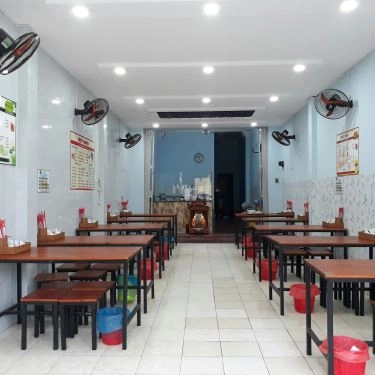 Không gian- Quán Ăn Phở Minh