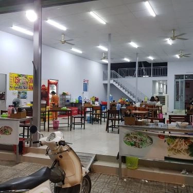Không gian- Quán Ăn Phở Ngọc 2 - Lê Văn Lương