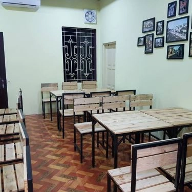 Không gian- Quán Ăn Phở Nhất Nhất