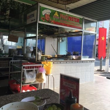 Không gian- Quán Ăn Phở Pasteur