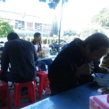 Không gian- Quán Ăn Phở - Phan Chu Trinh