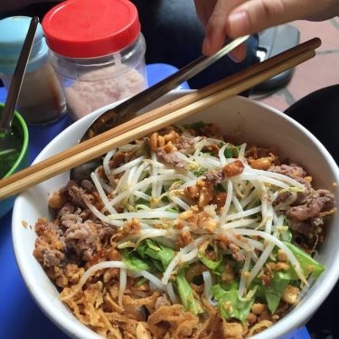 Món ăn- Quán Ăn Phở Trộn Cô Mai - Chợ Kim Liên
