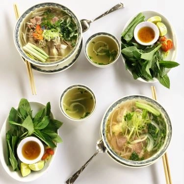 Món ăn- Quán Ăn Phở Việt Nam - Trần Não