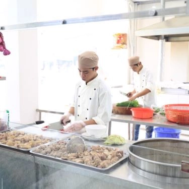 Tổng hợp- Quán Ăn Phở Việt Nam - Bánh Phở Tráng Tại Quán