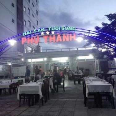 Không gian- Quán Ăn Phú Thành - Hải Sản Tươi Sống