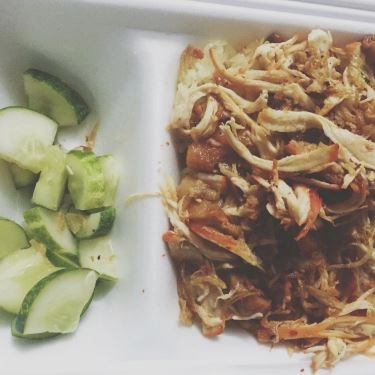 Món ăn- Quán Ăn Phương Nhi - Xôi Gà & Xôi Sườn Cay