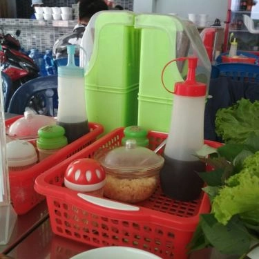 Không gian- Quán Ăn Phương Thu - Bún Chả Hà Nội