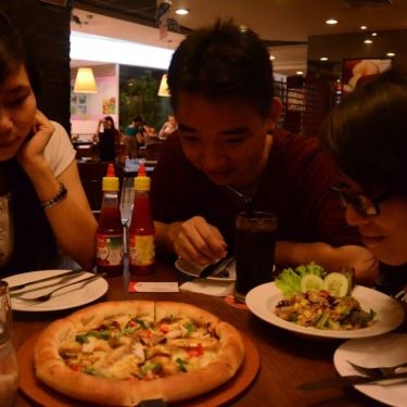 Tổng hợp- Nhà Hàng Pizza Hut - Now Zone Nguyễn Văn Cừ