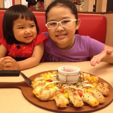 Tổng hợp- Nhà Hàng Pizza Hut - Quang Trung