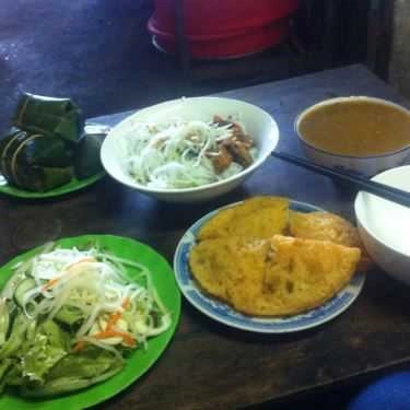 Món ăn- Quán Ăn Quán 305 - Bánh Khoái & Bún Thịt Nướng