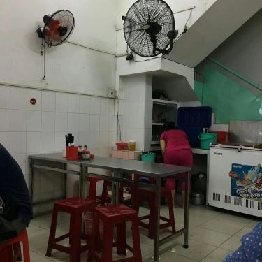 Không gian- Quán Ăn Quán 59 Mì Chú Cao