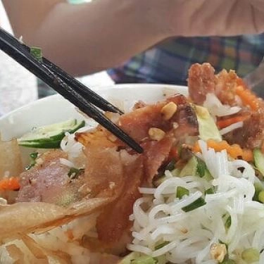 Tổng hợp- Quán Ăn Cơ Tư - Nem Nướng, Bún Giò Heo & Bún Thịt Nướng