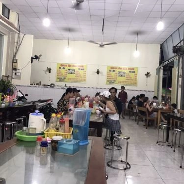 Không gian- Hủ Tiếu Nam Vang - Quán Ăn Gia Đình
