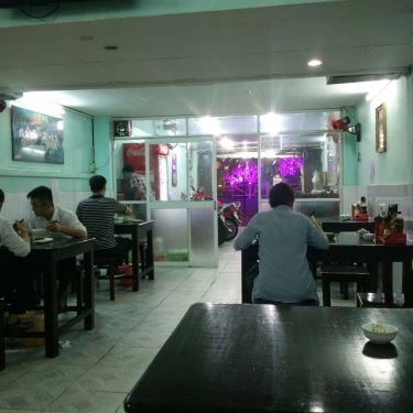 Không gian- Quán Ăn Ngon - Bánh Đa Cua Hải Phòng