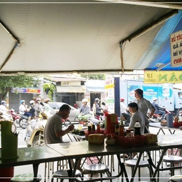 Không gian- Quán Ăn Như Ý - Cháo Cá Lóc, Cơm Chiên