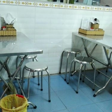 Không gian- Quán Ăn Ông Bin Già - Bún Ốc & Bánh Đa Riêu Cua - Trần Huy Liệu