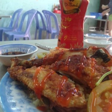 Món ăn- Quán Ăn Thanh Hiển - Cơm Gà Xối Mỡ