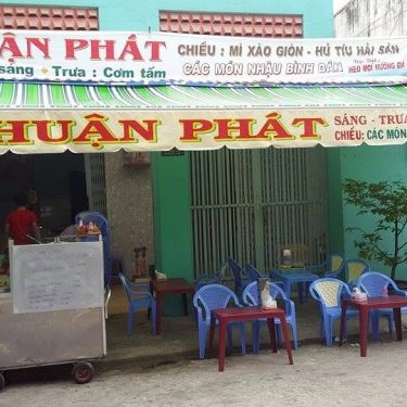 Không gian- Quán Ăn Thuận Phát - Lê Văn Quới